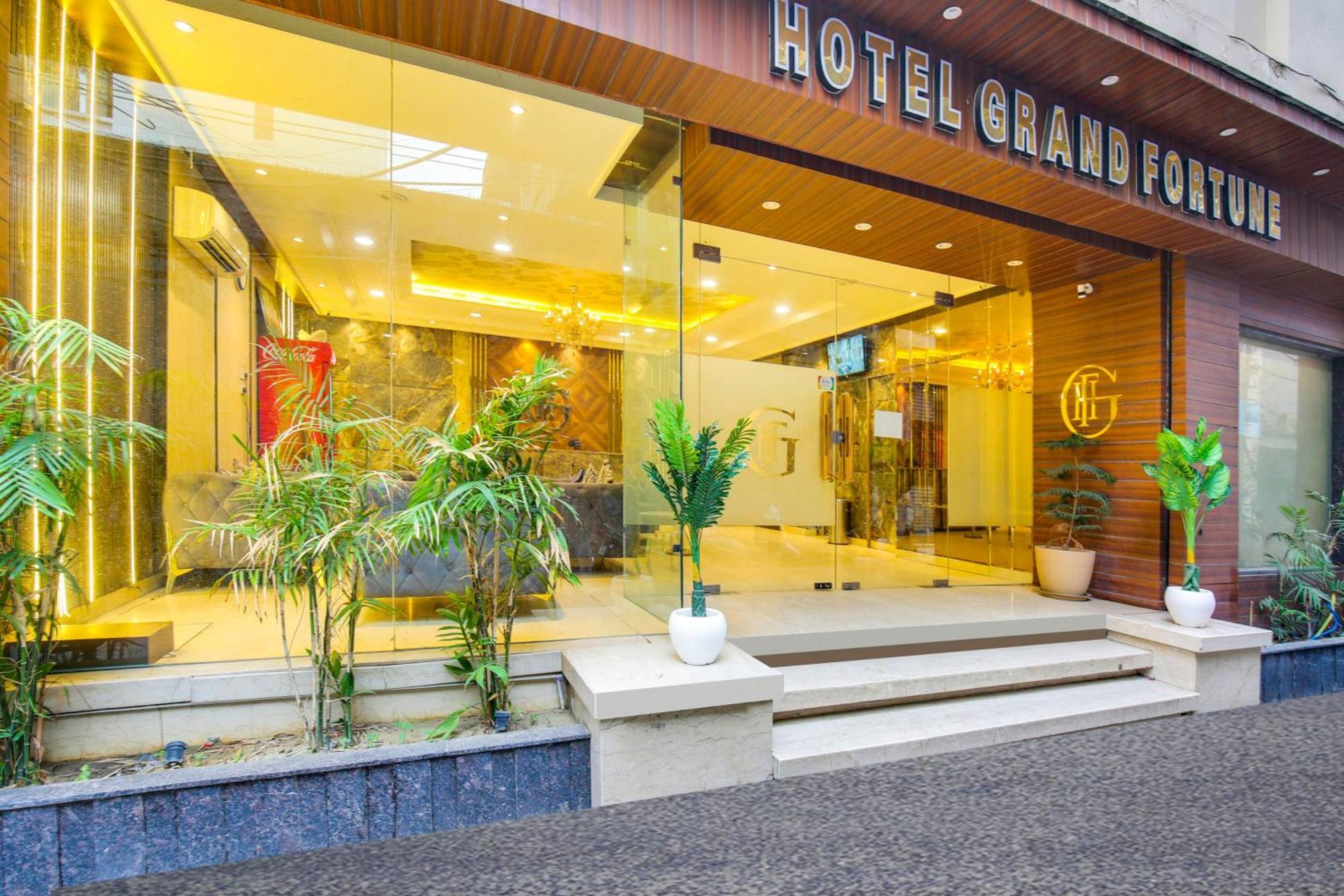 Super Townhouse Grand Fortune Amritsar Eksteriør billede