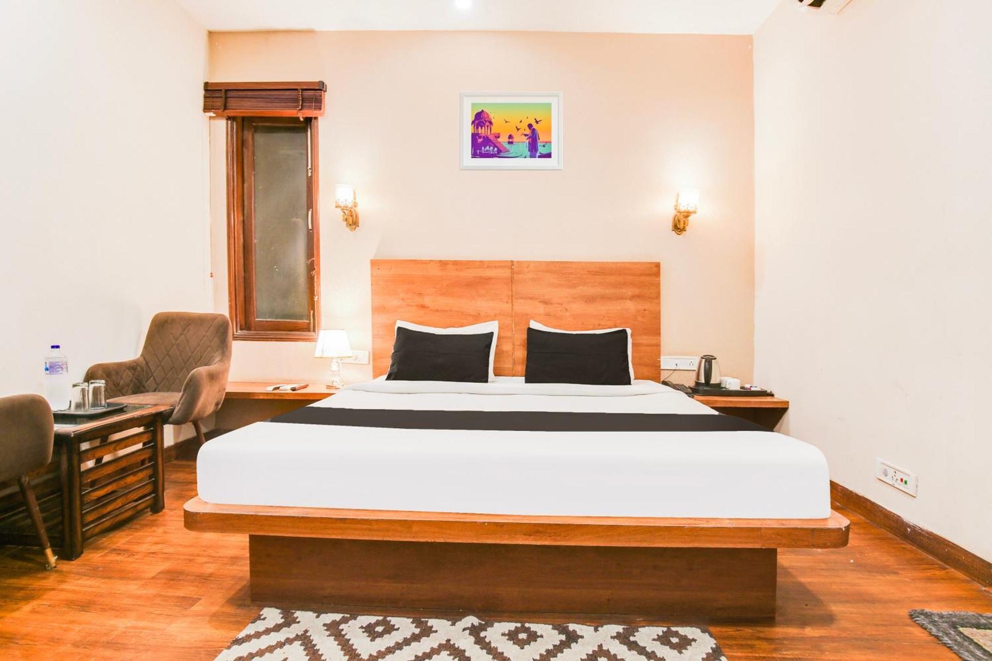 Super Townhouse Grand Fortune Amritsar Eksteriør billede