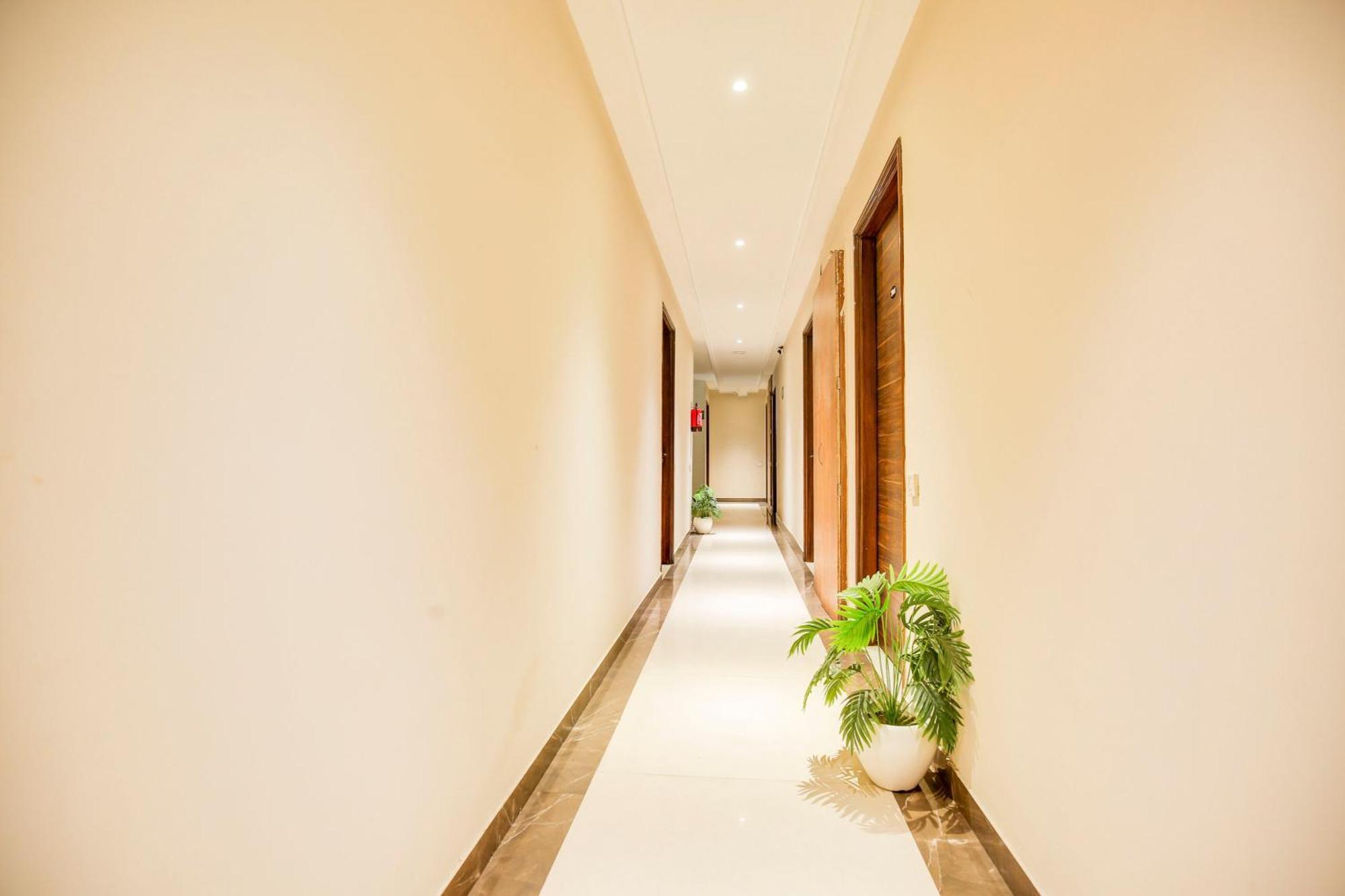 Super Townhouse Grand Fortune Amritsar Eksteriør billede